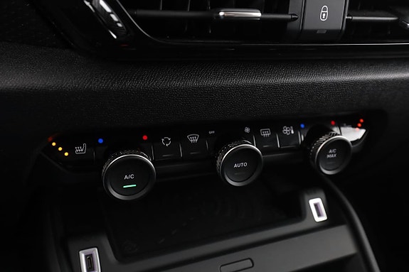 Citroen E-C4 26 of 30