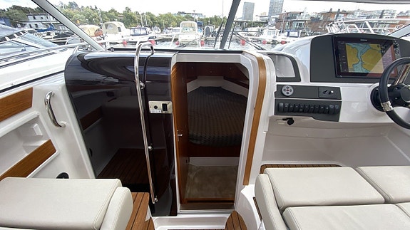 Aquador 28 HT 2022 Mercury MD 3.0 V6 diesel 134 tim! 23 of 30