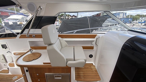 Aquador 28 HT 2022 Mercury MD 3.0 V6 diesel 134 tim! 12 of 30