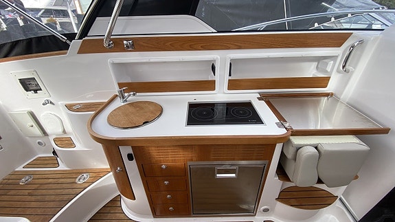 Aquador 28 HT 2022 Mercury MD 3.0 V6 diesel 134 tim! 13 of 30