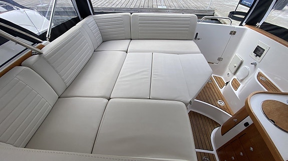 Aquador 28 HT 2022 Mercury MD 3.0 V6 diesel 134 tim! 10 of 30