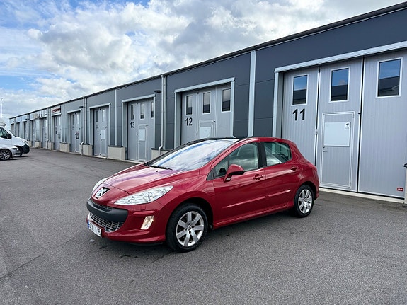 Peugeot 308 4 of 13