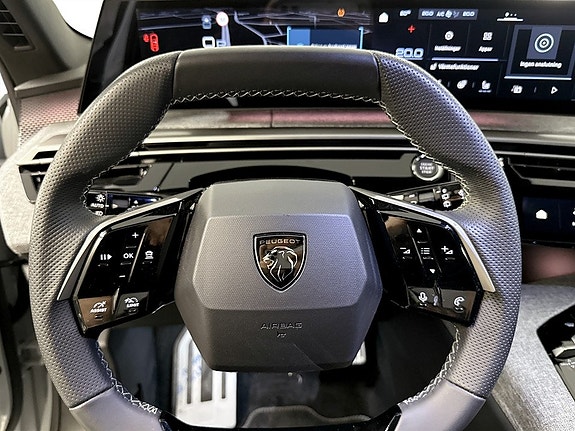 Peugeot 5008 8 of 18