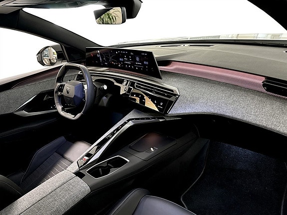 Peugeot 5008 14 of 18
