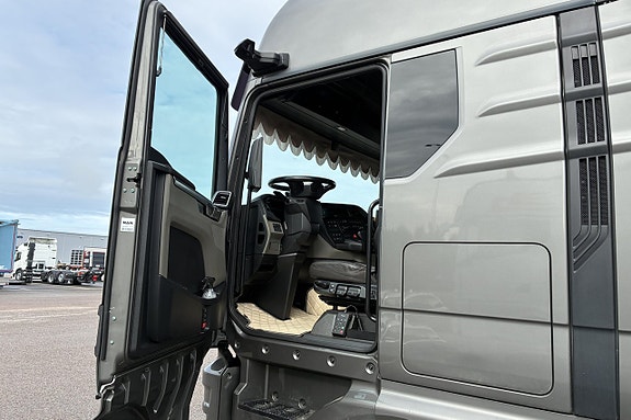 M.A.N TGX 28.510 10 of 27