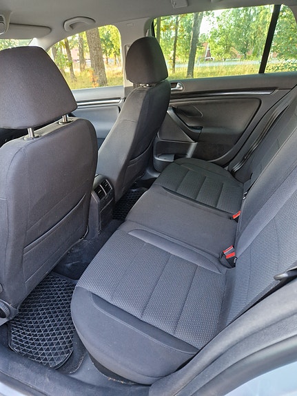 Volkswagen Golf VI 4 of 6