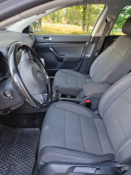 Volkswagen Golf VI 5 of 6