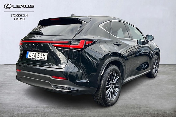 Lexus NX450h+ 21 of 23