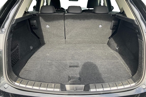 Lexus NX450h+ 16 of 23