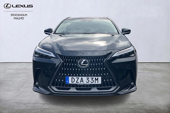 Lexus NX450h+ 20 of 23