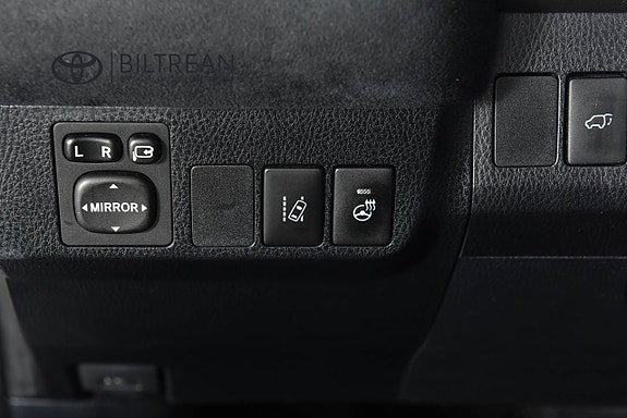 Toyota RAV4 13 of 18