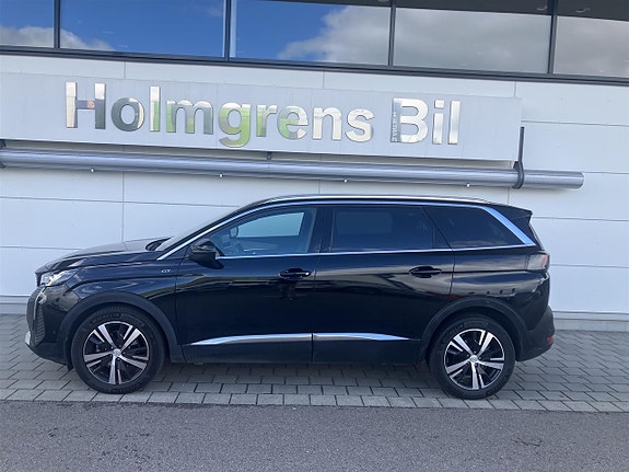 Peugeot 5008 2 of 5
