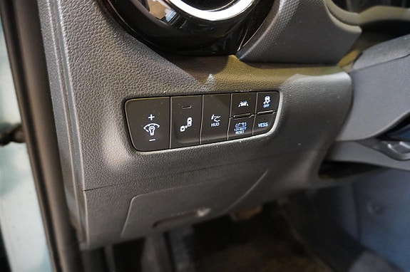 Hyundai Kona 14 of 22