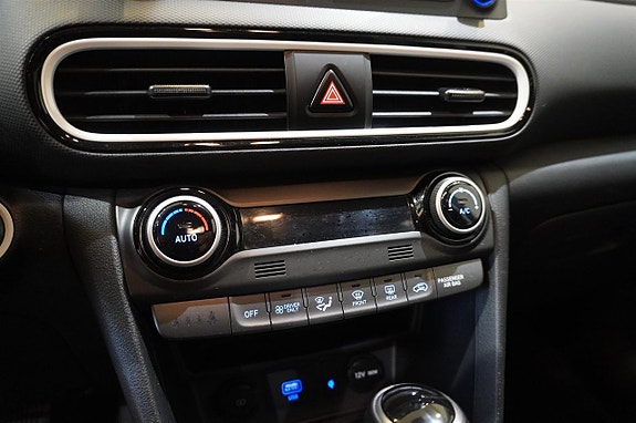 Hyundai Kona 18 of 22