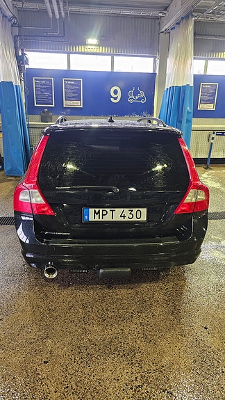 Volvo V70 5 of 9