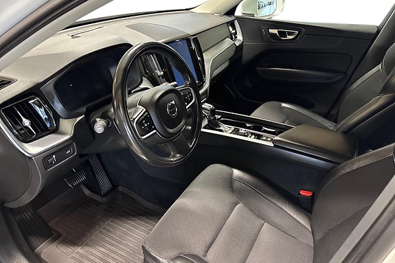Volvo XC60 12 of 26