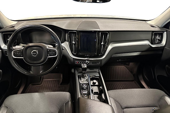 Volvo XC60 14 of 26