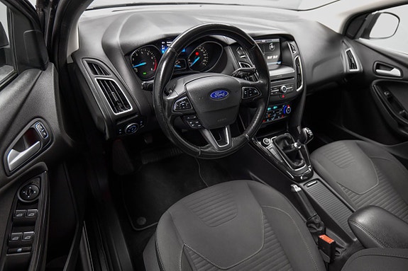 Ford Focus 8 of 25