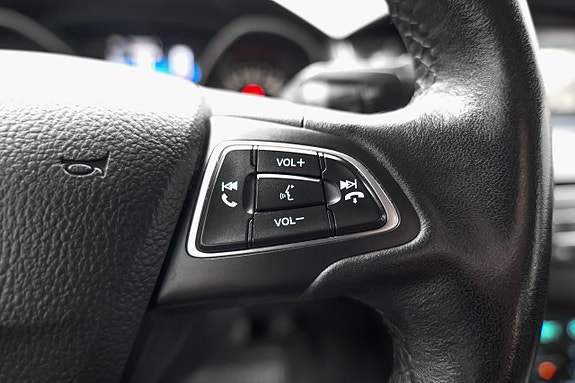 Ford Focus 15 of 25