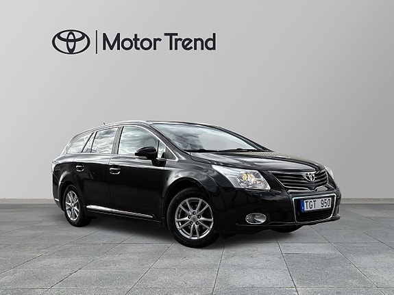 Toyota Avensis 6 of 17