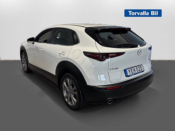 Mazda CX-30 4 of 17
