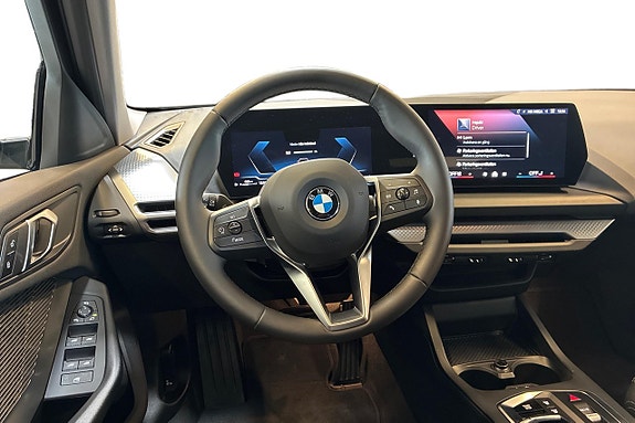BMW 120 9 of 19