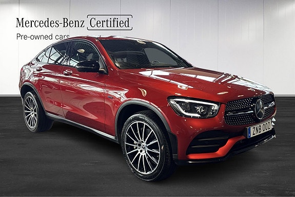 Mercedes-Benz GLC300 de 2 of 12