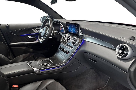 Mercedes-Benz GLC300 de 8 of 12