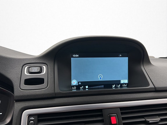 Volvo V70 20 of 30
