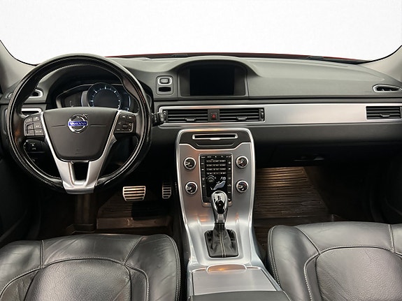Volvo V70 13 of 30