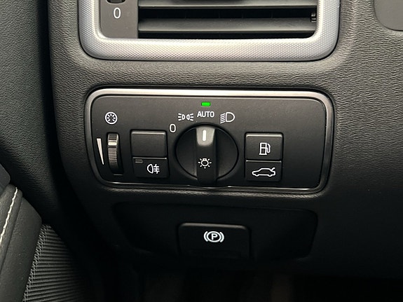 Volvo V70 27 of 30