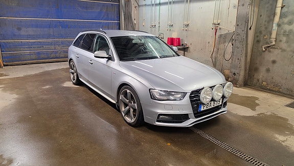 Audi A4 2 of 10