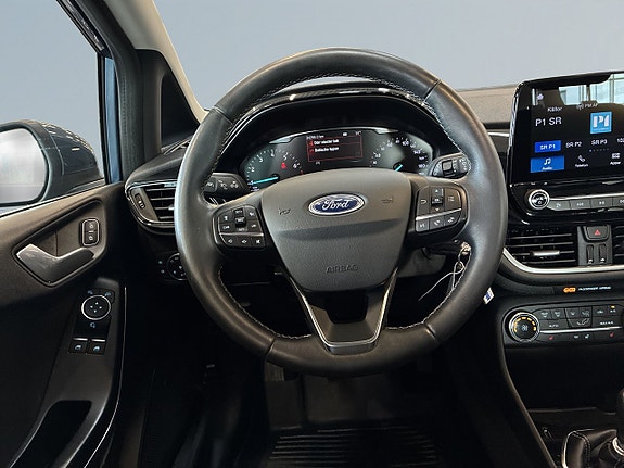 Ford Fiesta 9 of 18
