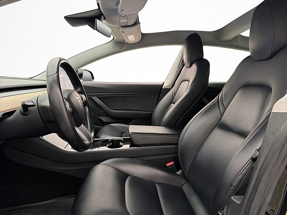 Tesla Model 3 12 of 30