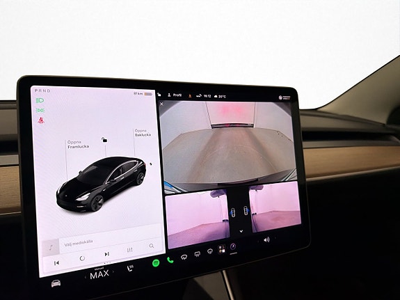 Tesla Model 3 22 of 30