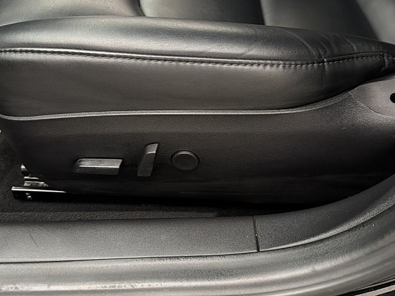 Tesla Model 3 28 of 30