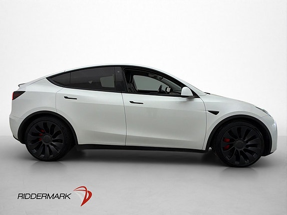 Tesla Model Y 6 of 30
