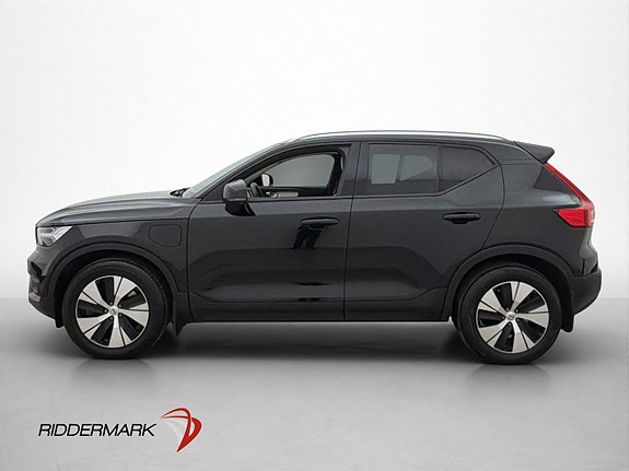 Volvo XC40 4 of 30