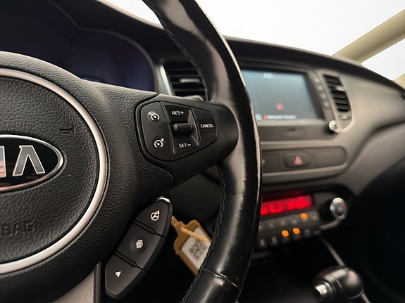 Kia Carens 18 of 30