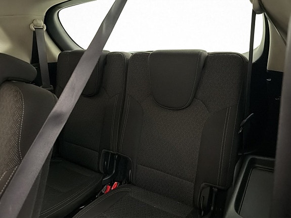 Kia Carens 16 of 30