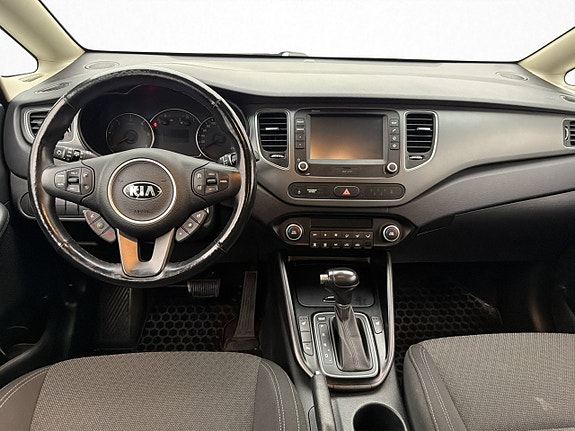 Kia Carens 12 of 30