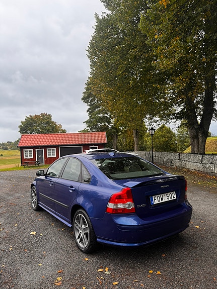 Volvo S40 4 of 6
