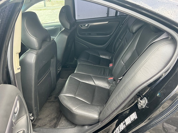 Volvo S60 9 of 9