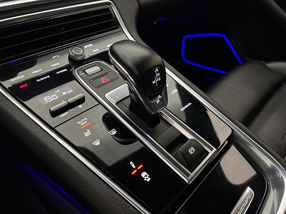 Porsche Panamera 4 28 of 30