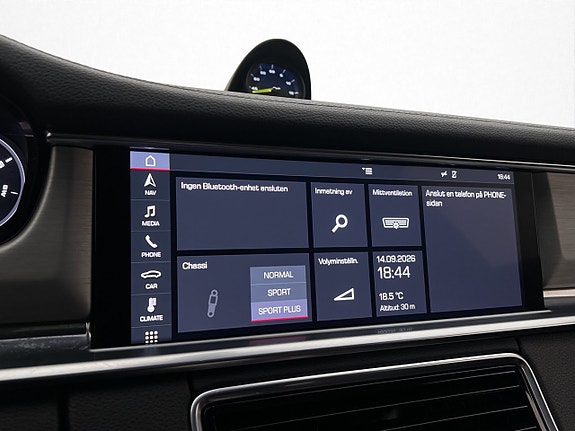 Porsche Panamera 4 25 of 30