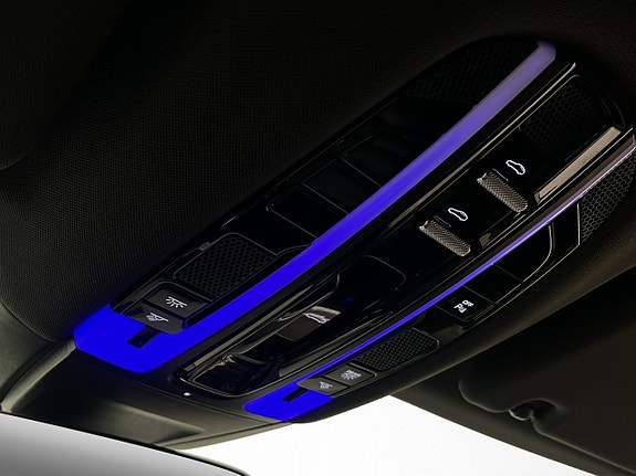 Porsche Panamera 4 E-Hybrid 2.9 V6 462 ch BVA 4x4 / Toit panoramique / Bose / Sièges massants / Suspension pneumatique