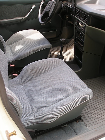 Opel Kadett 4 of 11