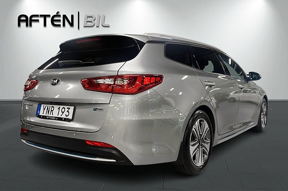 Kia Optima 10 of 26