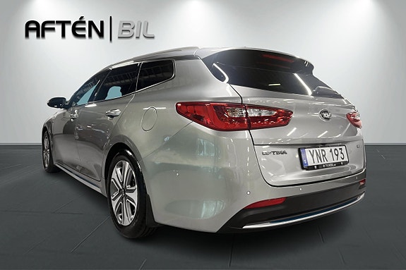 Kia Optima 8 of 26