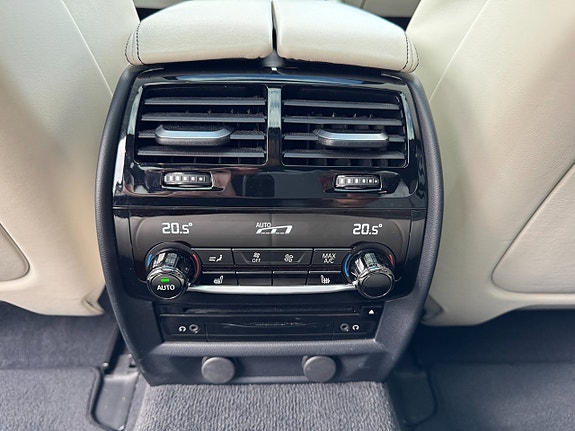 BMW M550d 27 of 29